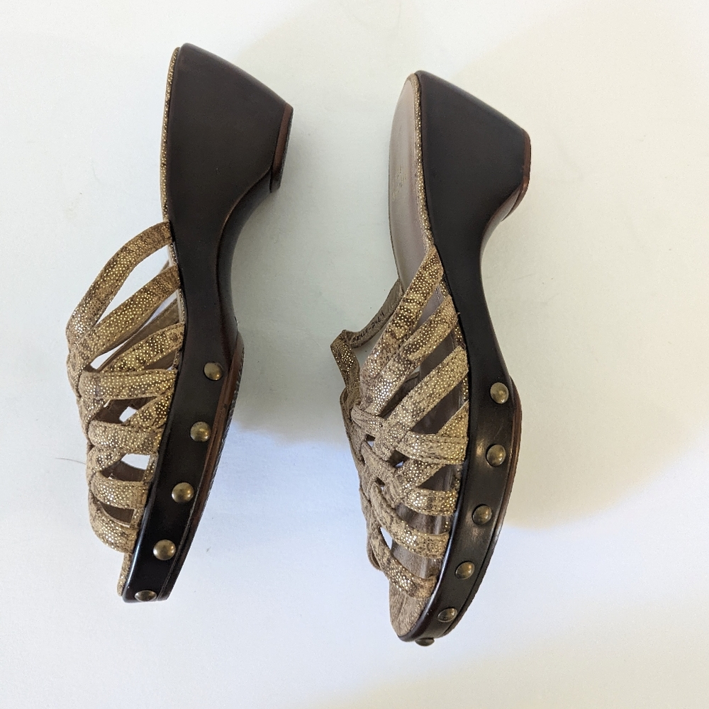 Stuart Weizmann Woven Slip On Sandals - image 5